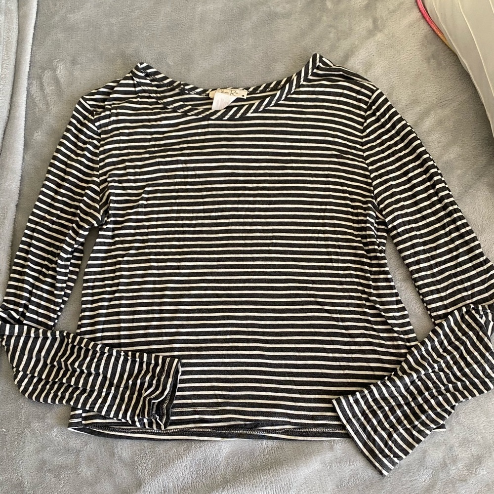 Women’s long sleeve striped shirt
